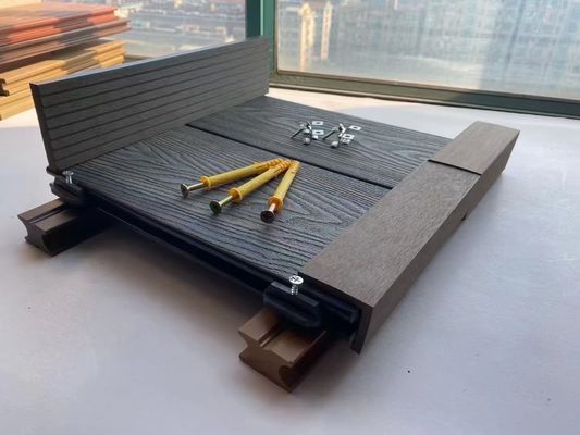 スリップ屋外WPCのDeckingによって設計されるカシ木フロアーリングを非防水しなさい