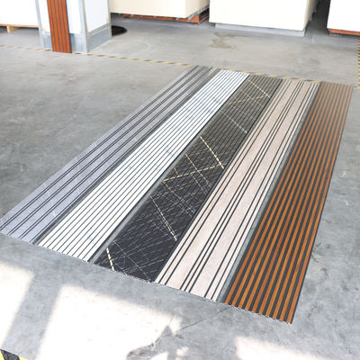 現代家具 PVC 天井パネル 壁板として 3D 質感 PVC 壁パネル リビングルーム ベッドルーム 特徴 壁