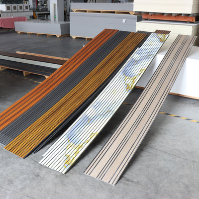 壁装飾用 3D 凸版 PVC 天井パネル モダン 壁パネル 質感面 PVC 壁カバー 清掃が簡単