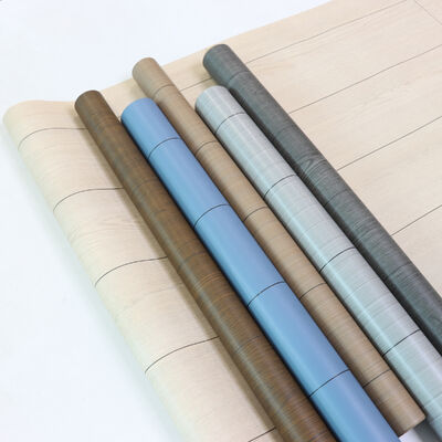 DIY愛好家が求める防水性剥離・粘着PVC床材ステッカー