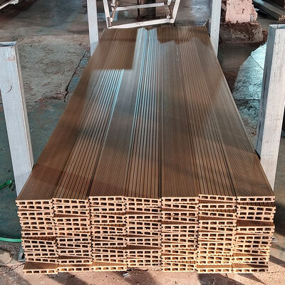 耐久性のある屋外用WPCデッキ― 防水複合材 木製プラスチック製の床