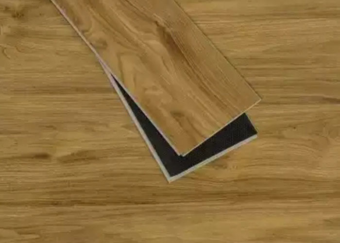 1220x180mmの石造りのプラスチック中心の人工的なかちりと言う音に床を張る木製の質のビニールの板SPC