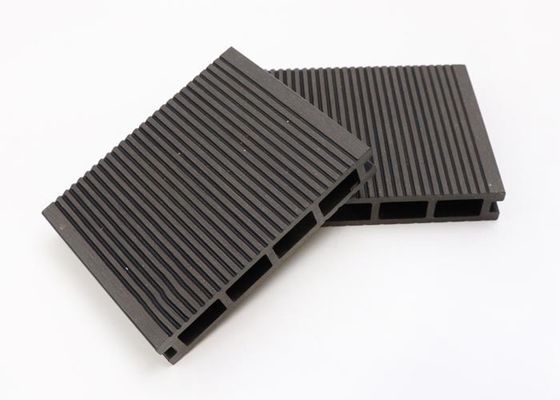 3Dは合成の連結のタイル屋外WPCのフロアーリングのDeckingを浮彫りにした