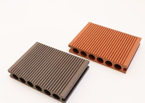 WPCの木製のプラスチック合成のDecking板固体Wpcの屋外の床