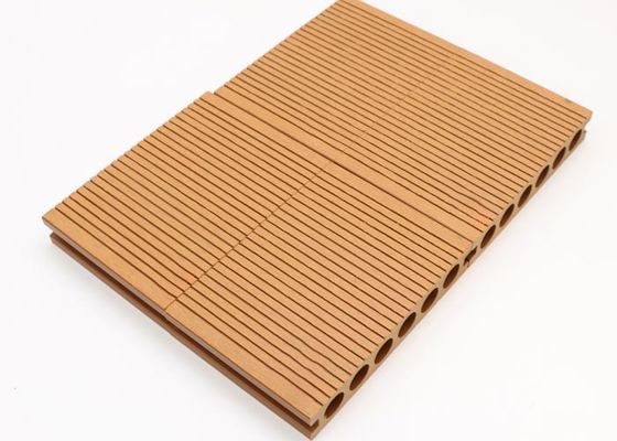 皮フレームのフロアーリングの庭WPCのDecking 18mmの容易な設置モダンなデザイン