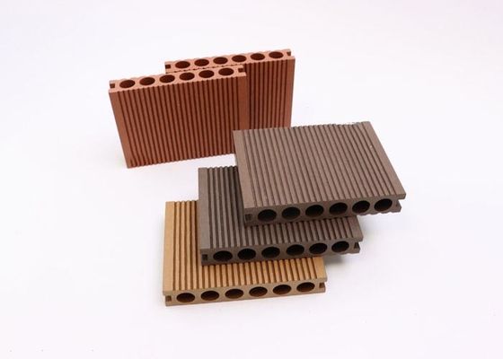 プラスチックひび抵抗力があるWPCのDecking WPC台地板140x25x2900