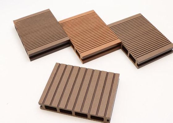 スリップ プラスチックDeckingに床を張る屋外WPCのDecking木を非防水しなさい