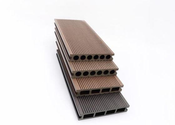 140x25mm Coの放出WPCのDeckingは木製のプラスチック合成のフロアーリングをリサイクルした