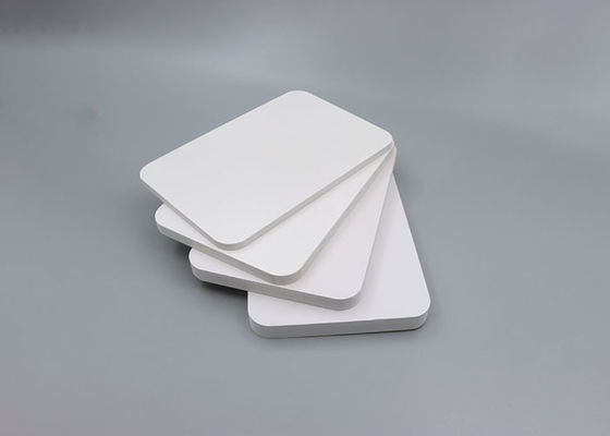 1220x2440mmポリ塩化ビニールのプラスチック泡板白1mm - 30mmの装飾的なシート