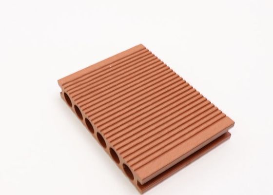 Ecoの友好的な屋外の床WPCの木製のDeckingの反腐った