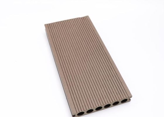Ecoの友好的な屋外の床WPCの木製のDeckingの反腐った