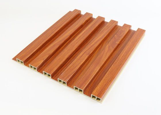 木製の穀物のルーバーWpcの壁パネル195 * 25 * 2900mmは室内装飾のために防水する