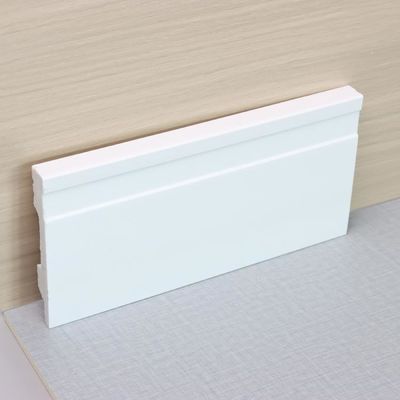 OEM Psの壁の幅木の白いポリスチレンの土台板2.9m