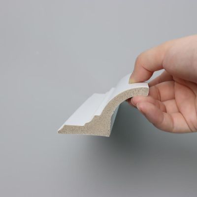 内壁のための防水ポリスチレンの幅木3m PSの鋳造物