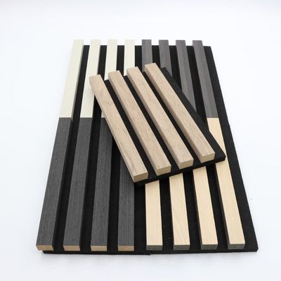 600*21mm の音響パネル板の環境に優しい竹繊維 Akupanel の木