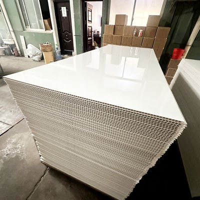 浴室の装飾のための防水 簡単にインストールできるPVCシャワー壁パネル