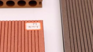 WPC デッキ屋外耐久性とスタイリッシュ